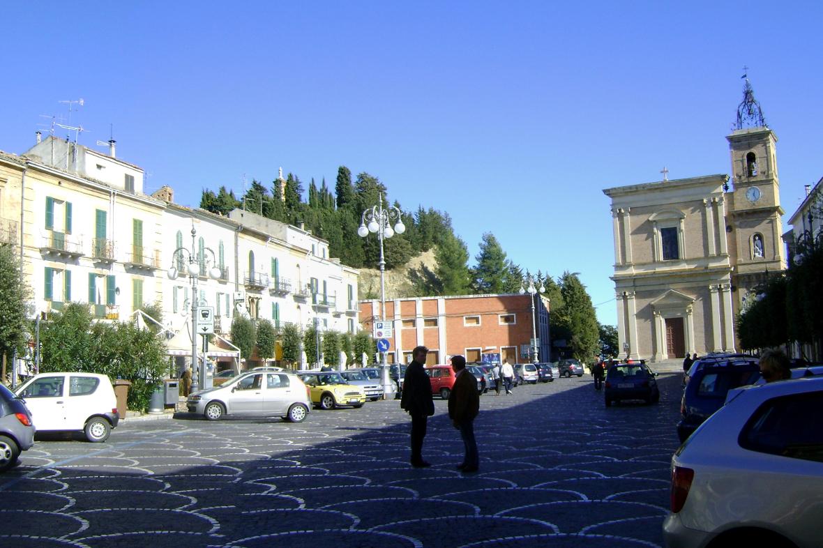 Atessa Piazza Garibaldi2